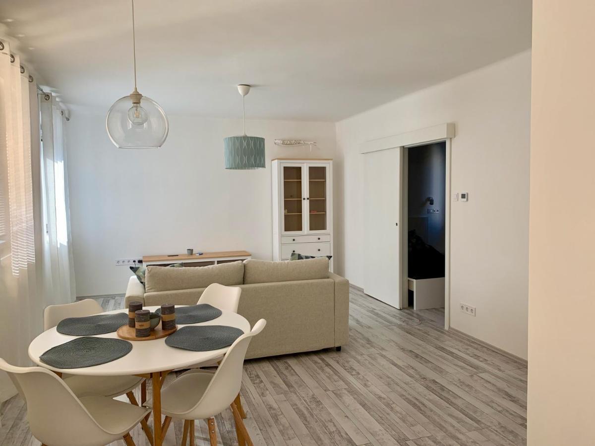 Old Town Apartment Székesfehérvár المظهر الخارجي الصورة